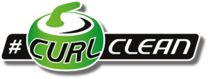 Logo van CurlClean, met een groene curlingsteen met daarin het woord Curl en een zwarte balk ernaast met het woord clean.